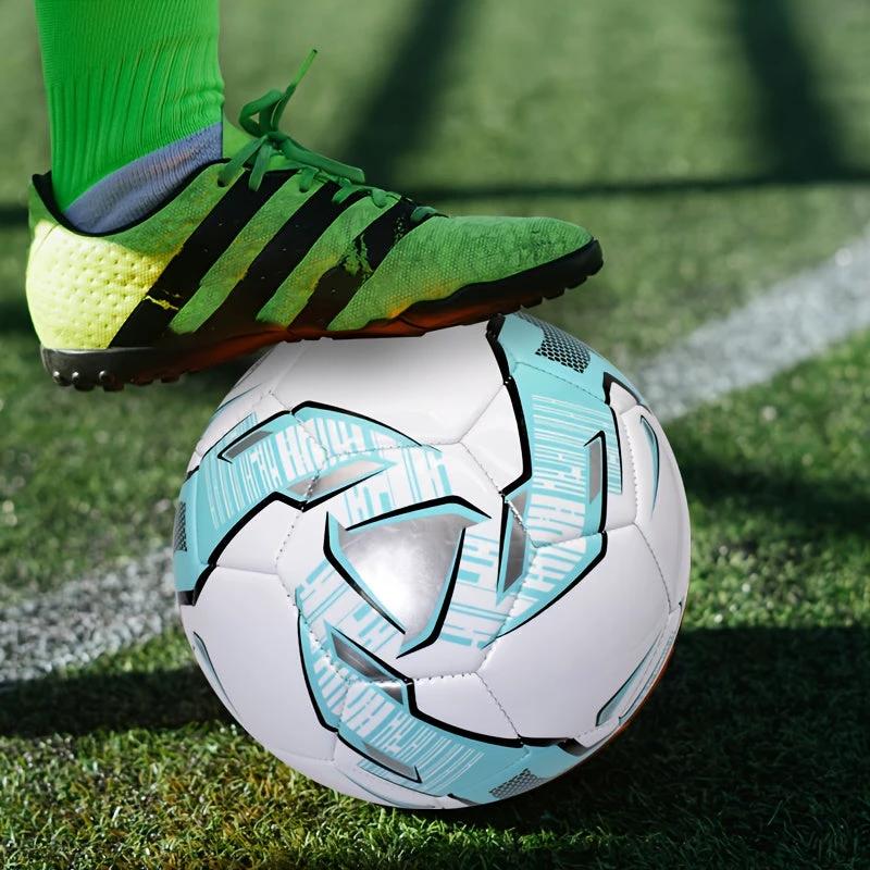 Fußball, Größe 5, personalisiert mit Name und Logo