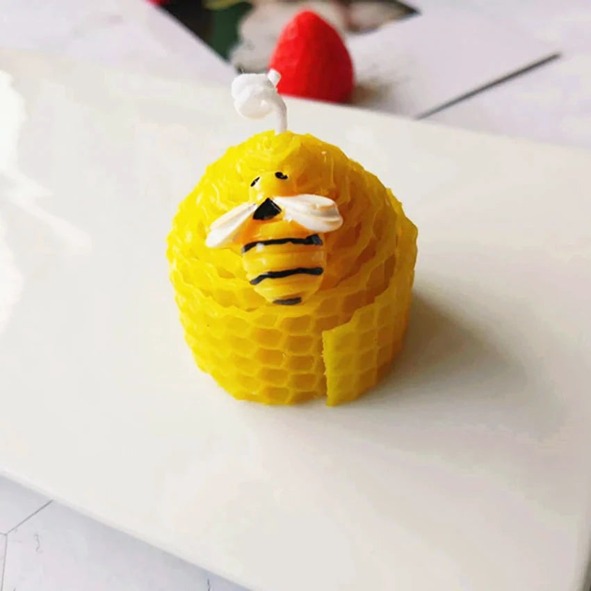 Aromakerze, Bienenform, Naturwachs, handgefertigt