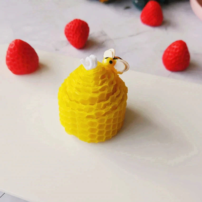 Aromakerze, Bienenform, Naturwachs, handgefertigt