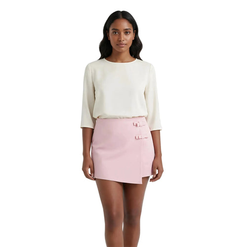 Skort rose clair LSDLBoutique, mini longueur avec détail wrap et boucles décoratives
