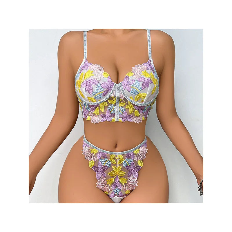 Léa's Secrets Set aus transparentem, rückenfreiem BH mit floralem Netzmuster