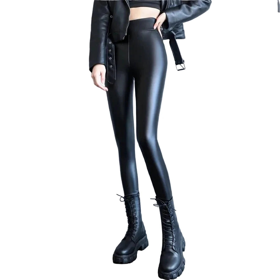 Schwarze Leggings aus hochgeschnittenem PU-Leder mit Fleecefutter