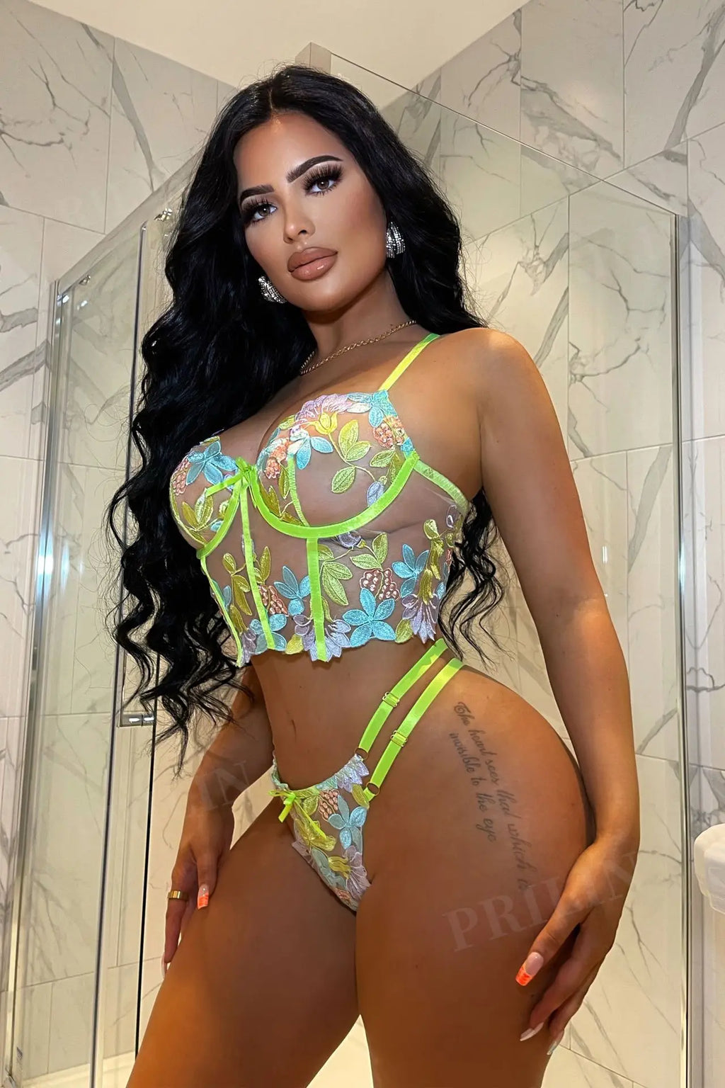 Léa's Secrets Dessous-Set mit Blumenstickerei, Neongrün