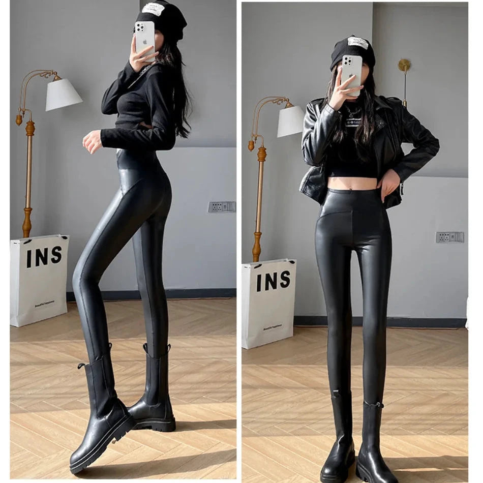 Schwarze Leggings aus PU-Leder mit Schlangenmuster und hohem Bund