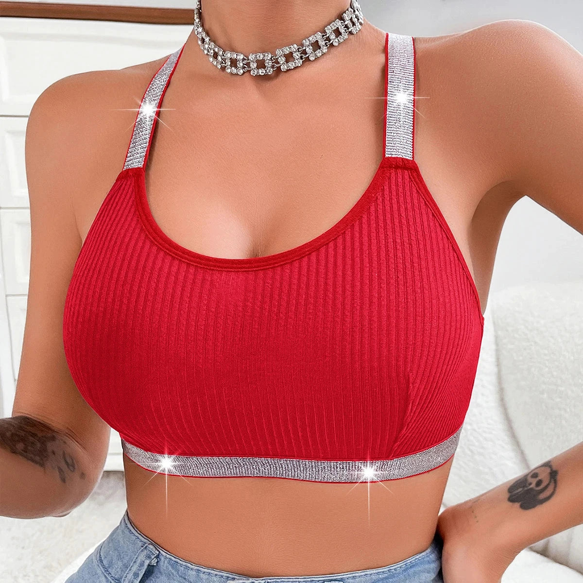 Schwarzes, geripptes Push-up-Bralette mit offenem Rücken und silbernen Trägern