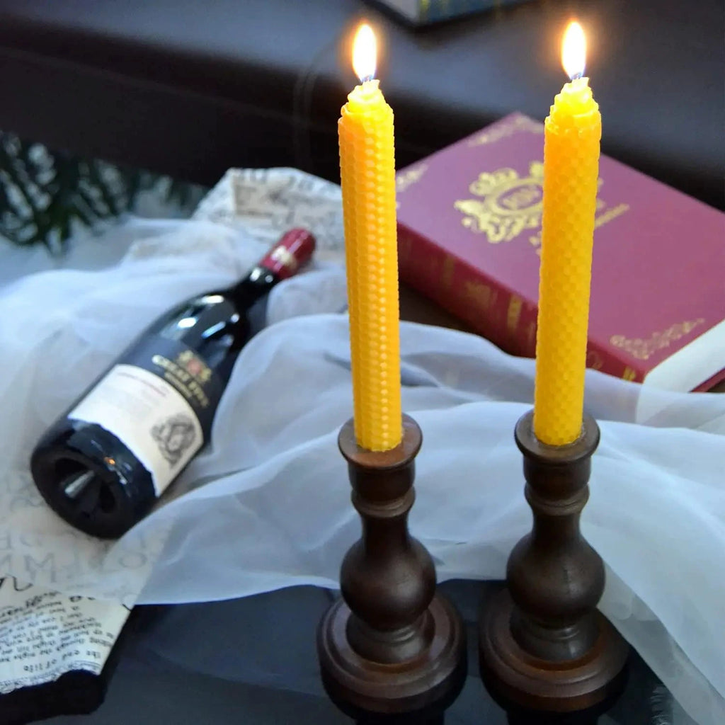 Konische Bienenwachskerzen, Bienenwabenmuster, Beige, handgefertigt