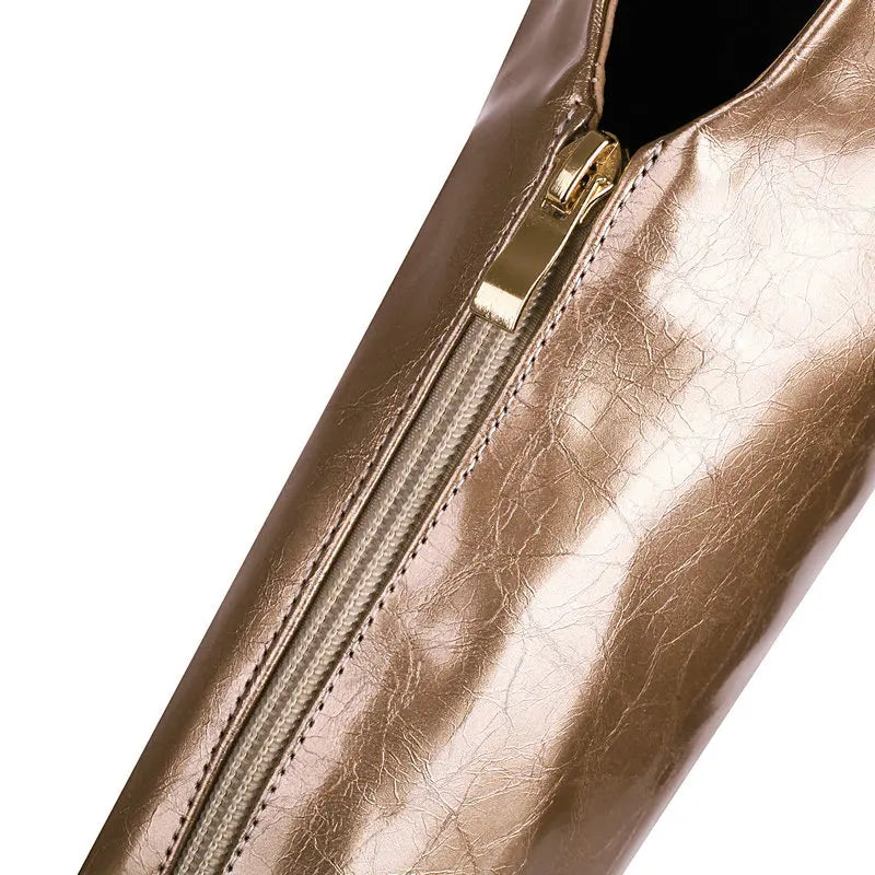 Damen-Oberschenkelstiefel, kniehoch, weit geschnitten, mit Tigerhai-Zähnen