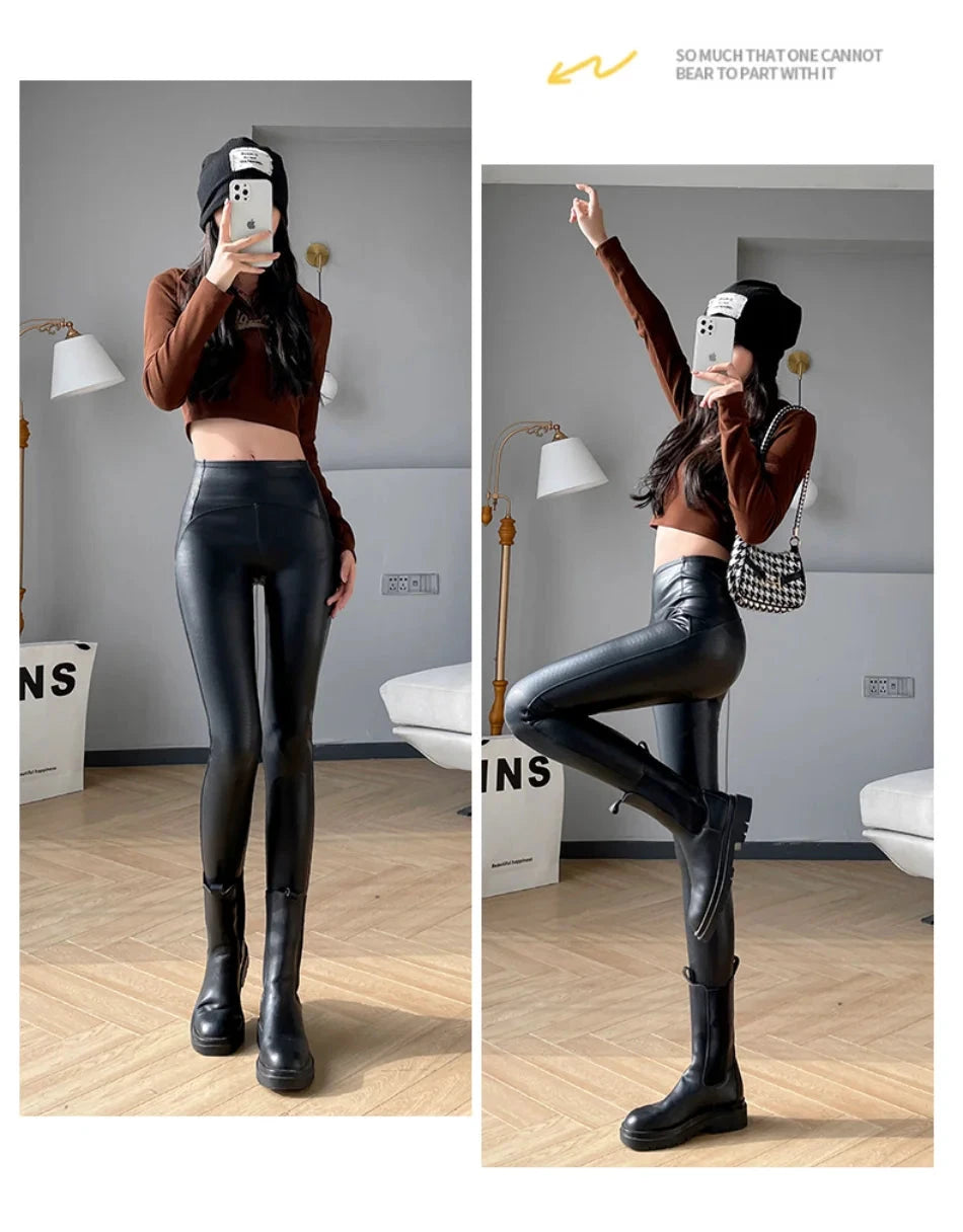 Schwarze Leggings aus PU-Leder mit Schlangenmuster und hohem Bund