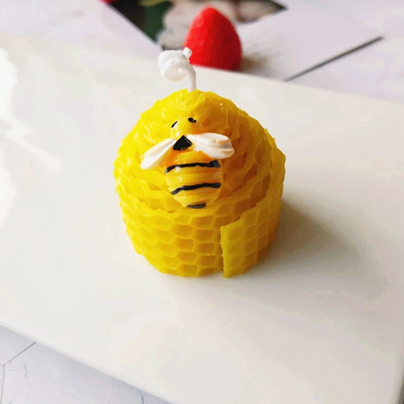 Aromakerze, Bienenform, Naturwachs, handgefertigt