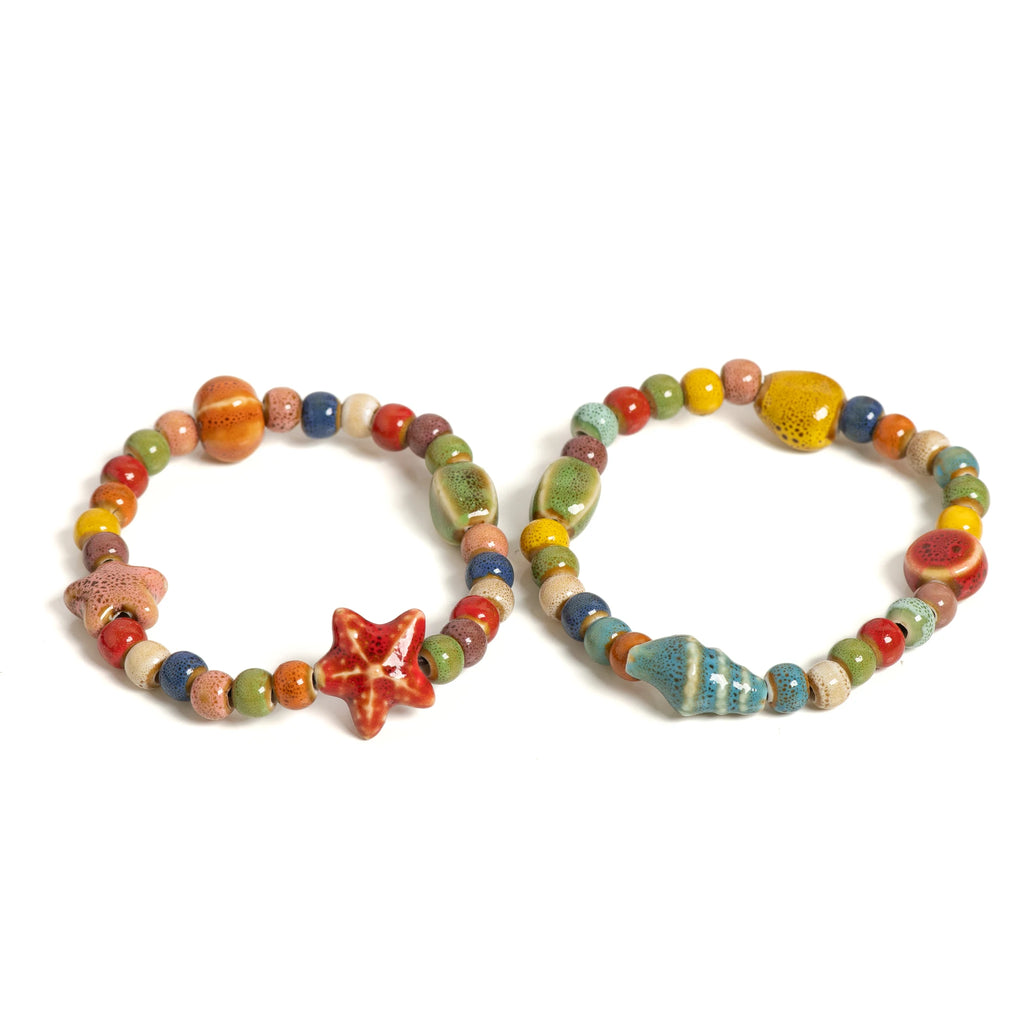 Bracelet de perles en céramique – Motifs étoile de mer et coquillage – Boho Plage