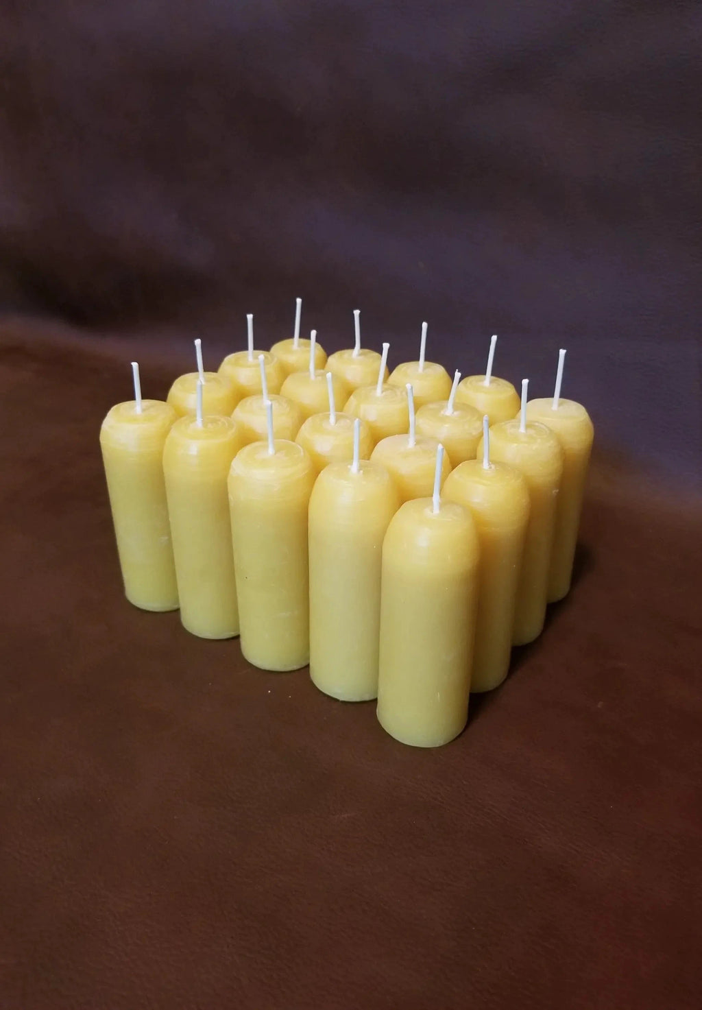 KAPPHERIS Handgefertigte, unparfümierte Bienenwachskerze