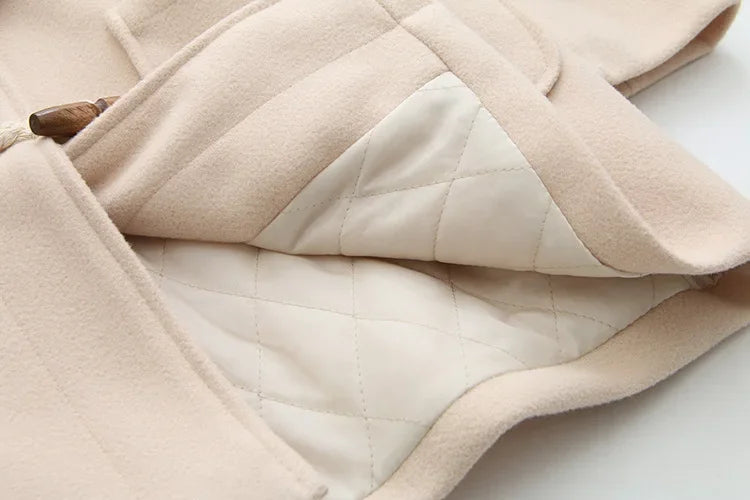 Manteau Long En Laine Avec Boutons En Bois Et Poches