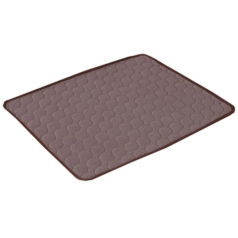 Tapis Rafraîchissant Pour Chien Auto Refroidissant Été Sans Électricité Ni Congélation Idéal Pour Petits Grands Chiens by LSDLBoutique