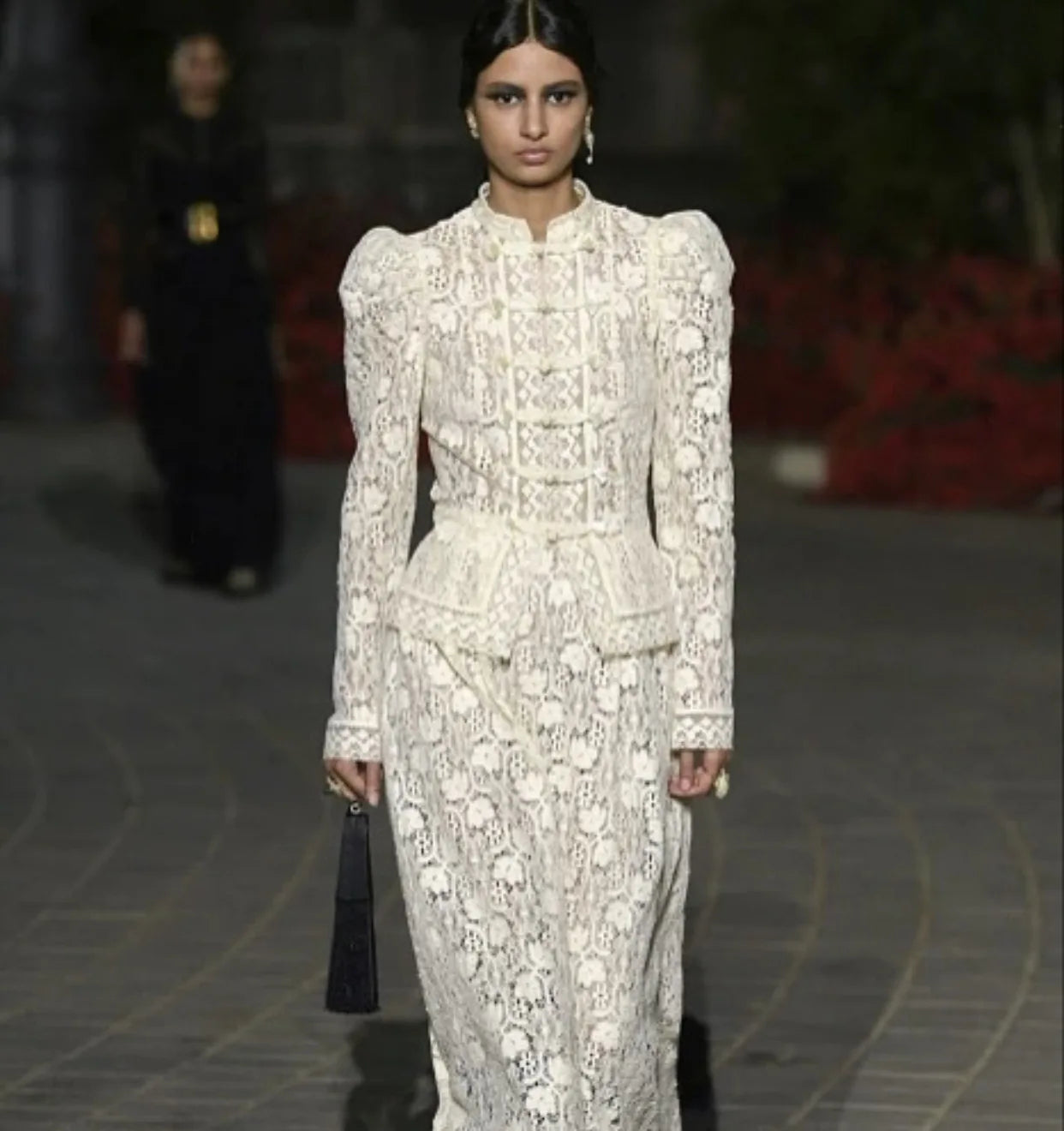 Tossy Chemise Dentelle Imprimée Transparente Écru Manches Longues