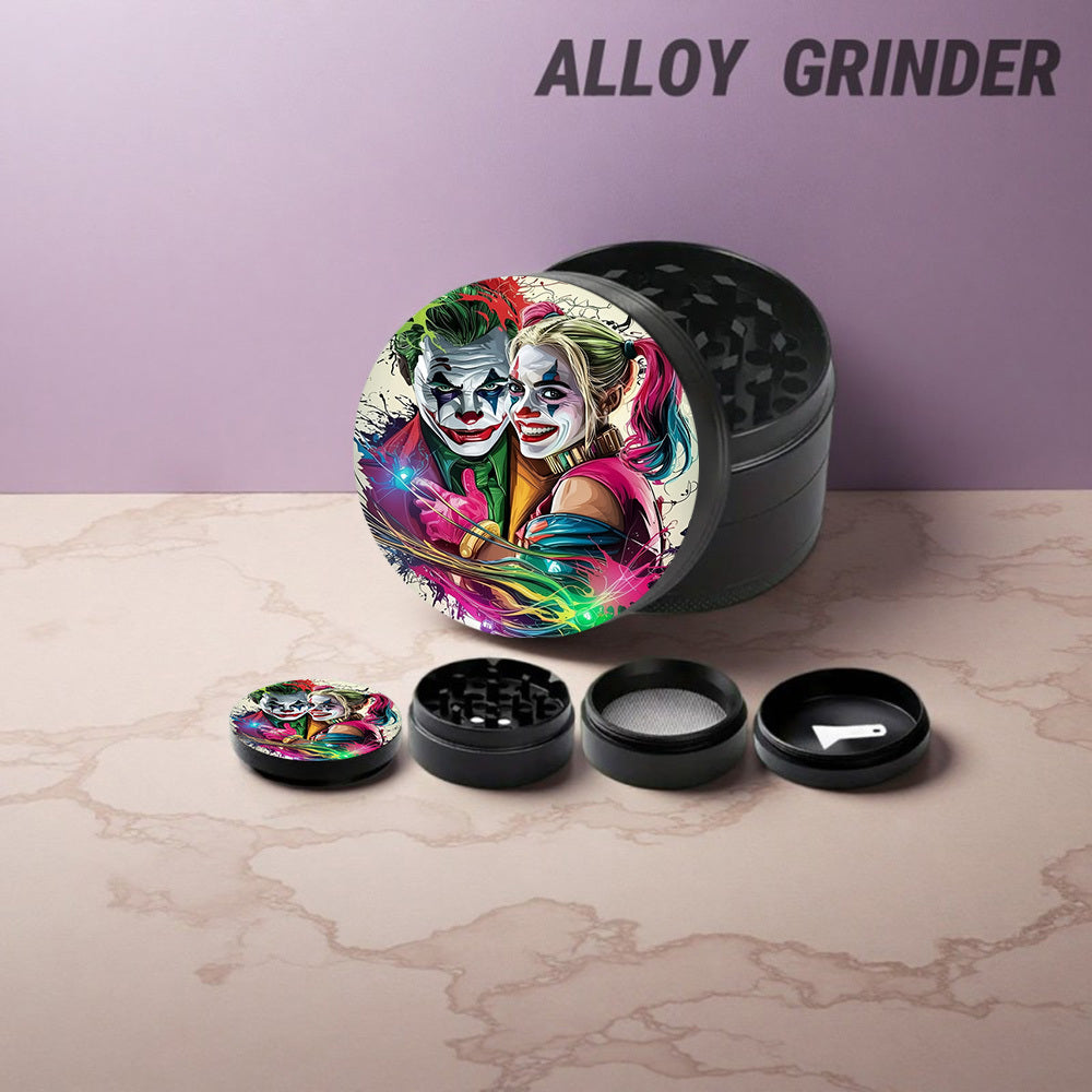 Grinder Joker 4 Couches Zinc Design Comics Métal by LSDLBoutique.ch