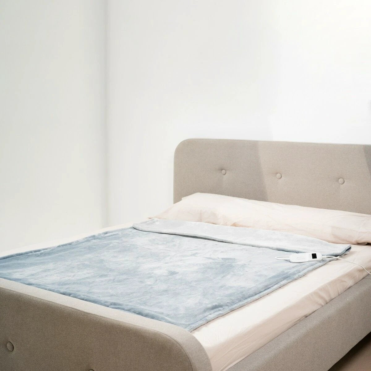 V8H63FEFB662A6C5002E90AD1C8730B4D8CR5235106P7